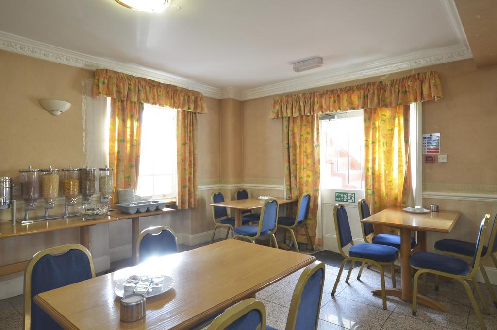 White House 3* London